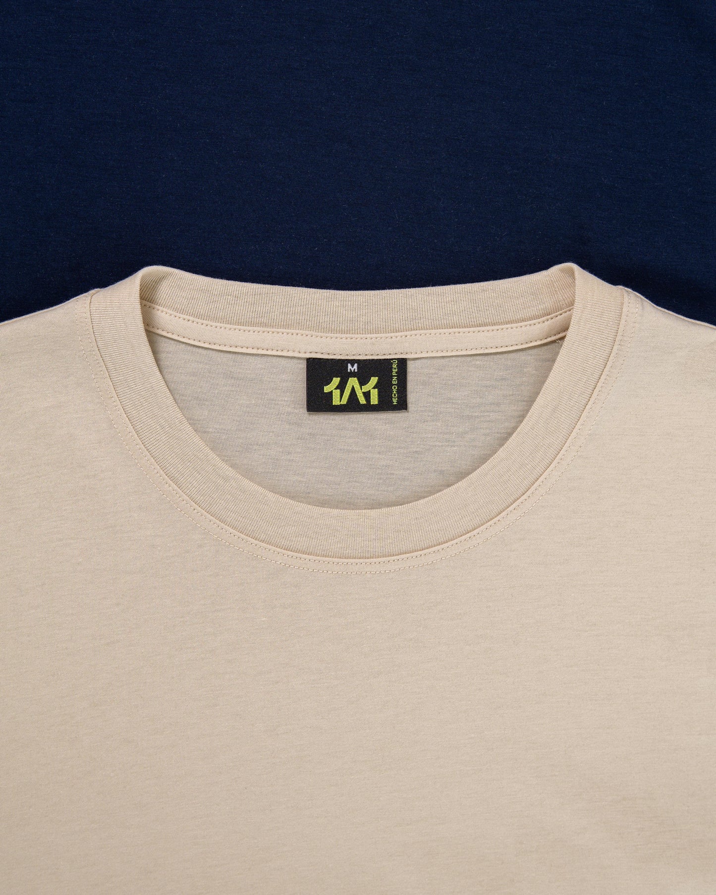 T-shirt camel